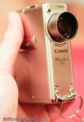 PMA 2007 - Canon TX1