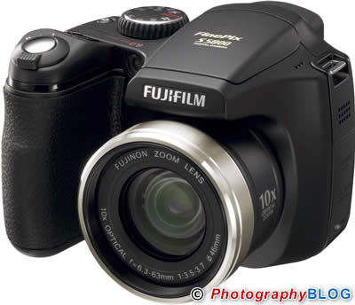 Fujifilm S5800