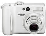 Nikon Coolpix 5900