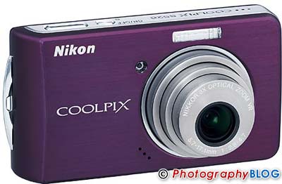 Nikon S52