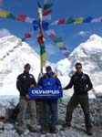 Olympus Sponsors Fiennes' Everest Attempt