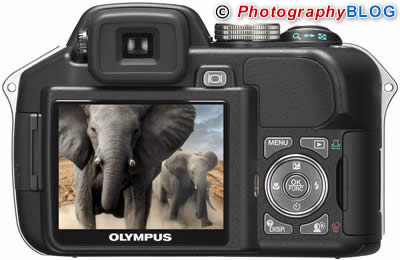 Olympus SP-560 UZ