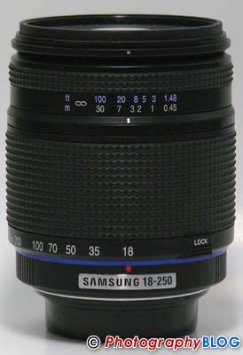 Samsung D-XENON 18-250mm F3.5-F6.3