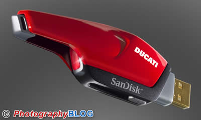 SanDisk Extreme Ducati Edition USB Flash Drive