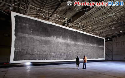 World's Largest Photograph and Camera