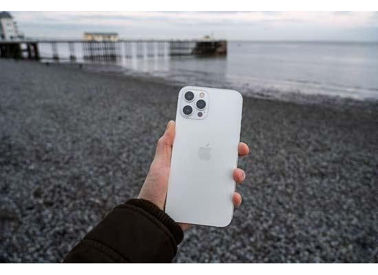 Apple iPhone 12 Pro Max Review: Amazing Camera, Massive Size