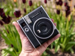 Fujifilm Instax Mini 40 Review | Photography Blog