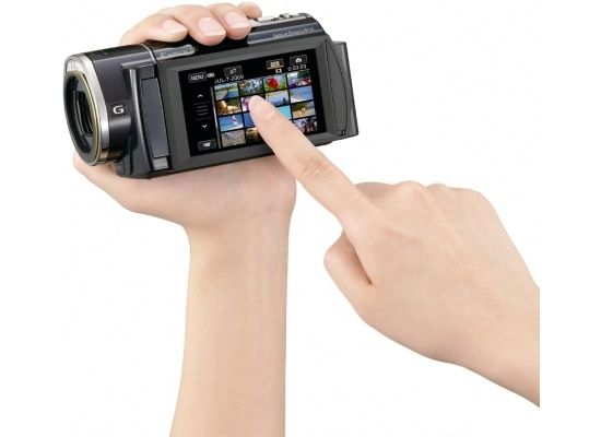 Sony Handycam HDR-TG7VE High Definition Flash Memory Camcorder with 16GB Internal Memory 