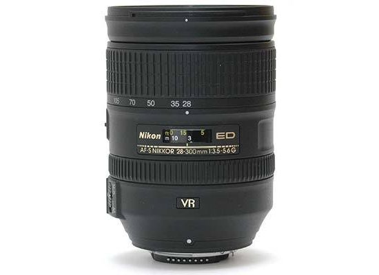 Nikon AF-S FX NIKKOR 28-300mm f/3.5-5.6G ED Vibration Reduction Zoom Lens with Auto Focus for Nikon DSLR Cameras 