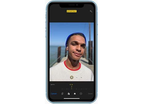 Apple Unveils the iPhone XR, a Budget Phone with One-Camera Portrait Mode