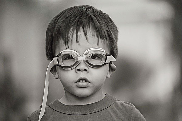 https://www.photographyblog.com/images/photo_of_the_week/19250905/Noah%20The%20Super%20Hero.jpg