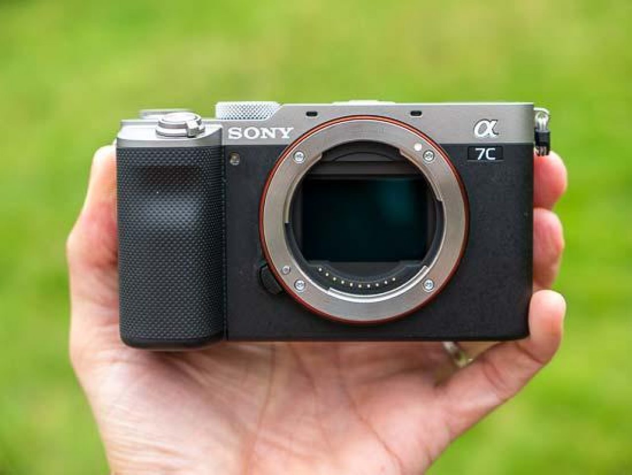 Sony Alpha 7C R Review