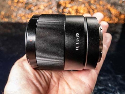 Sony FE 35mm F1.8 Hands-on Photos