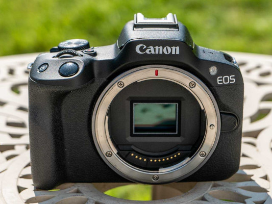 Canon EOS R50 Review