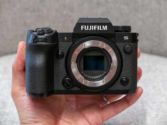 Fujifilm X-H2s Hands-on Photos
