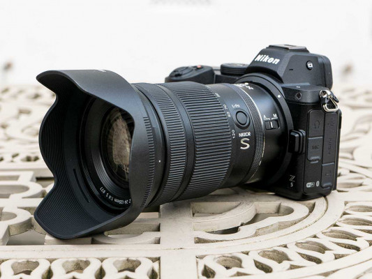 Nikon Z 24-120mm f/4 S Review