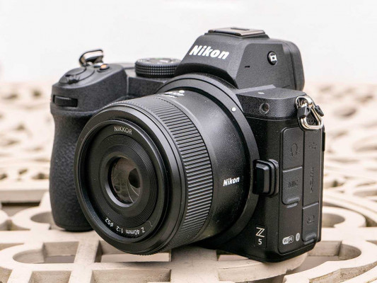 Nikon Z 40mm F2 Review