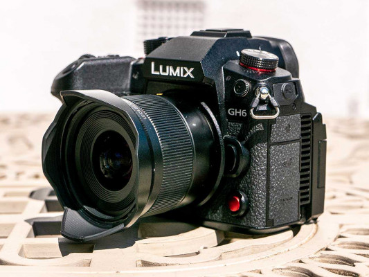 Panasonic Leica DG Summilux 9mm F1.7 ASPH Review