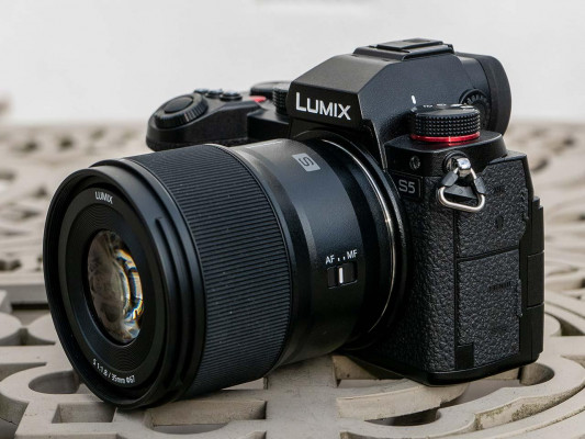 Panasonic Lumix S 35mm F1.8 Review