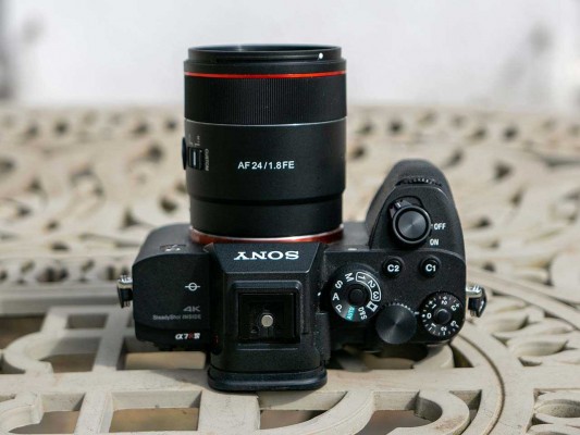 Samyang AF 24mm f/1.8 FE Review
