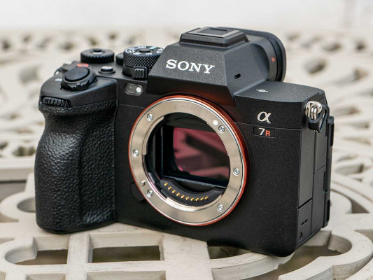 Sony A7R V Hands-on Photos