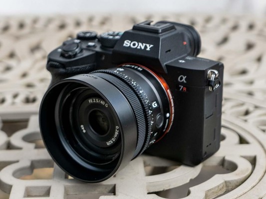 Sony FE 40mm F2.5 G Review