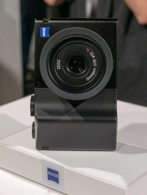 Zeiss ZX1 Review | Photography Blog